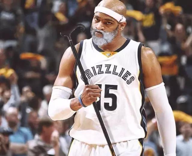 喀麦隆凭借 喀麦隆凭借