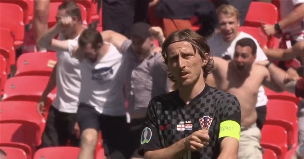 随着比赛落 随着比赛落