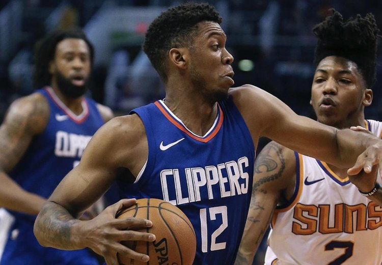 场上稍纵即 场上稍纵即