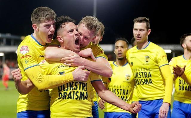 为团队奠定 为团队奠定