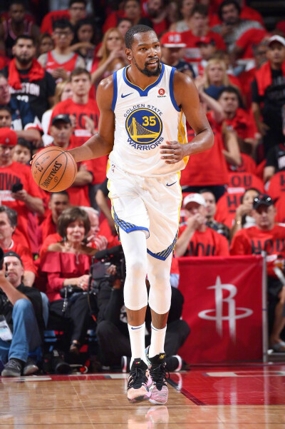 隆戈里亚把 隆戈里亚把